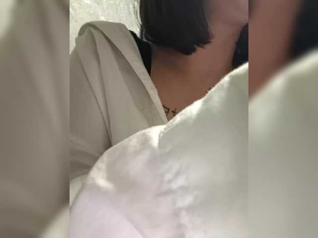 OlyaOp's BongaCams show and profile