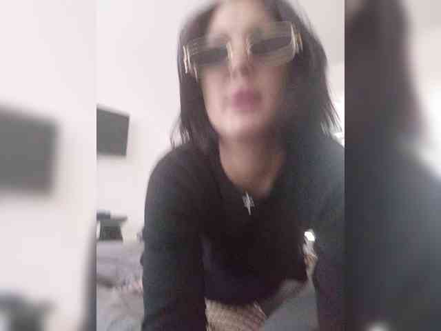 KosharaKiss webcam