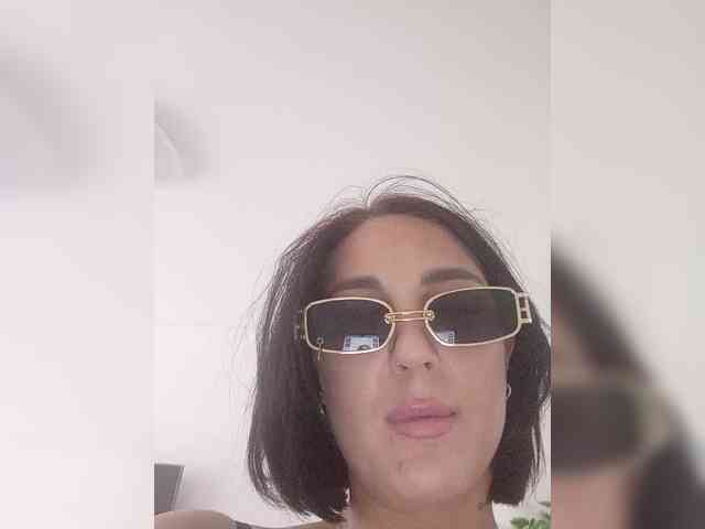 KosharaKiss webcam