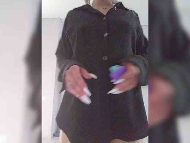 KosharaKiss webcam