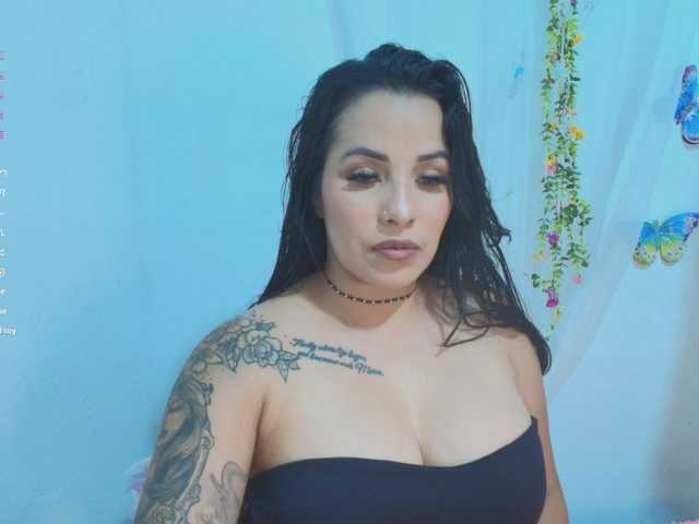 ashleyxx20's BongaCams show and profile