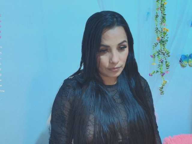 ashleyxx20's BongaCams show and profile