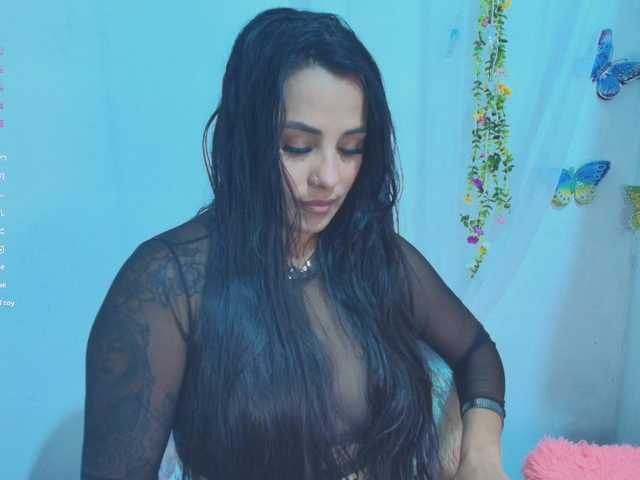 ashleyxx20's BongaCams show and profile