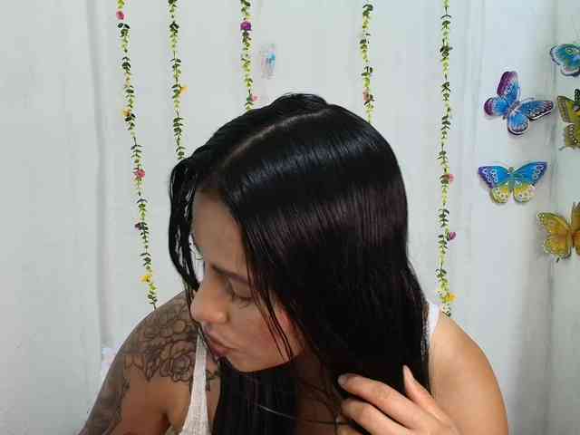 ashhy webcam