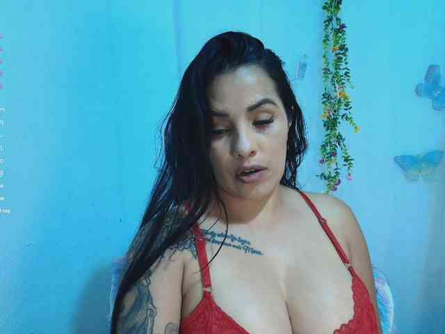 ashleyxx20 ashleyxx20