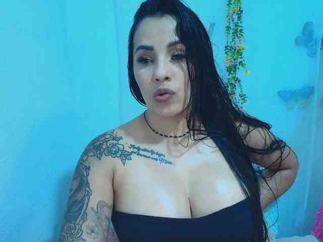 ashleyxx20 ashleyxx20