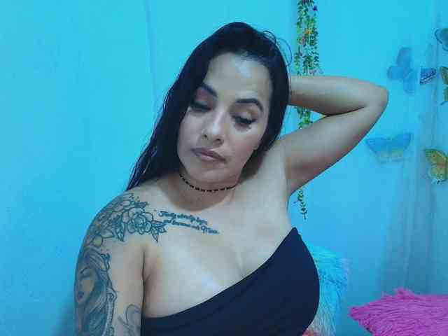 ashleyxx20 ashleyxx20