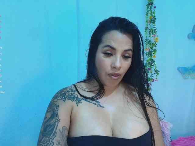 ashleyxx20 ashleyxx20