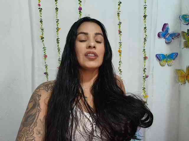 ashhy webcam