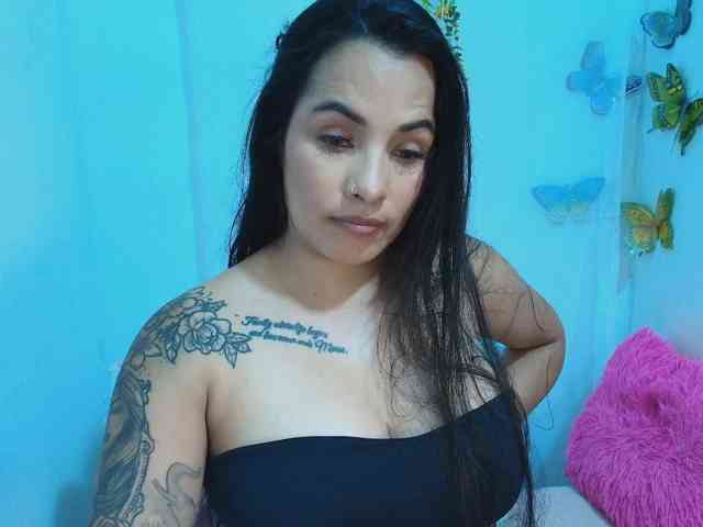 ashleyxx20 ashleyxx20