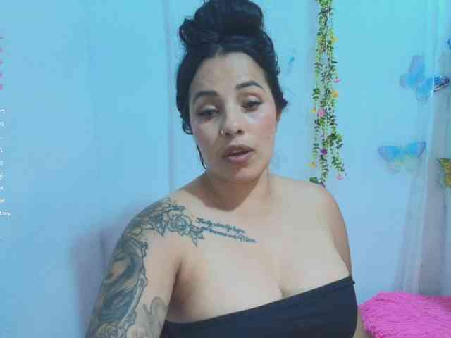 ashleyxx20 ashleyxx20