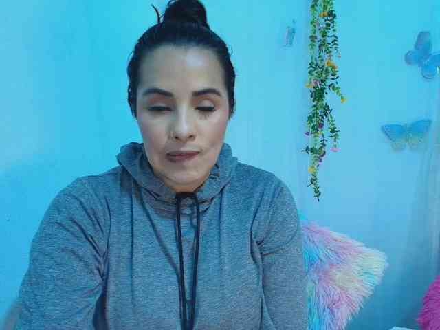 ashleyxx20 ashleyxx20