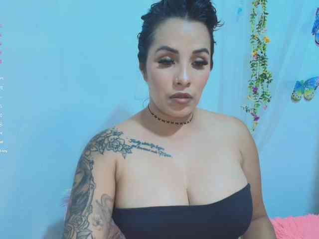 ashleyxx20 ashleyxx20