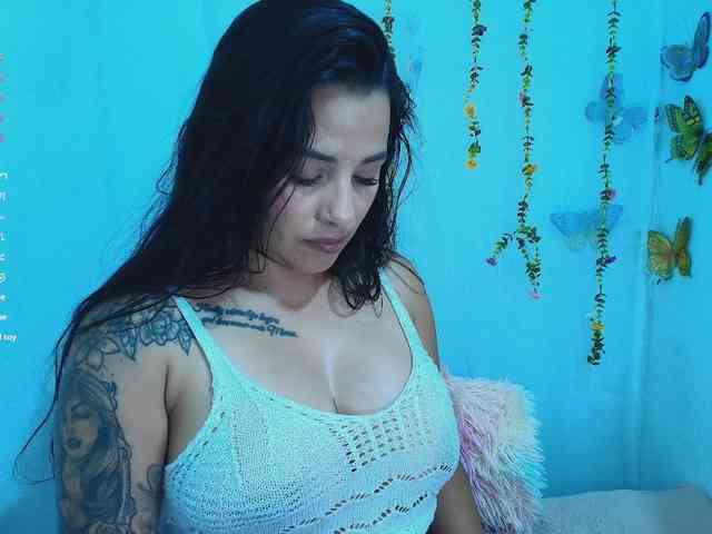 ashleyxx20 ashleyxx20