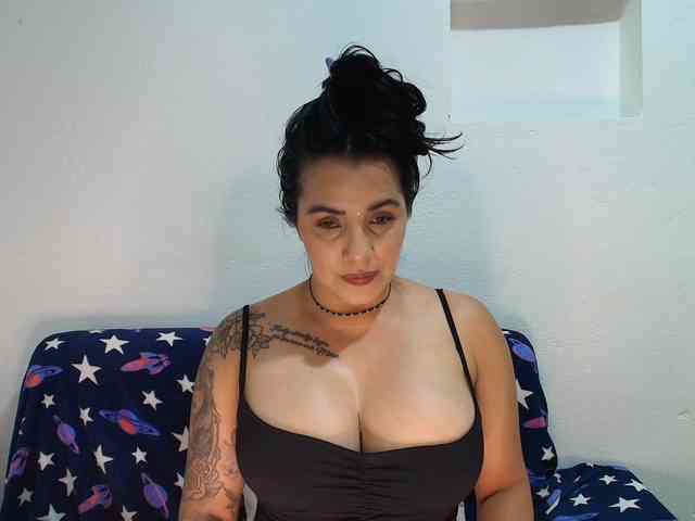 ashhy webcam