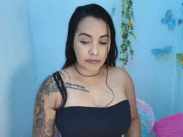 ashleyxx20 ashleyxx20