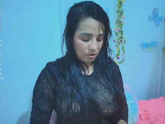 ashleyxx20 ashleyxx20