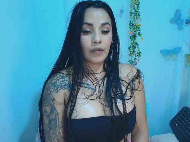 ashleyxx20 ashleyxx20