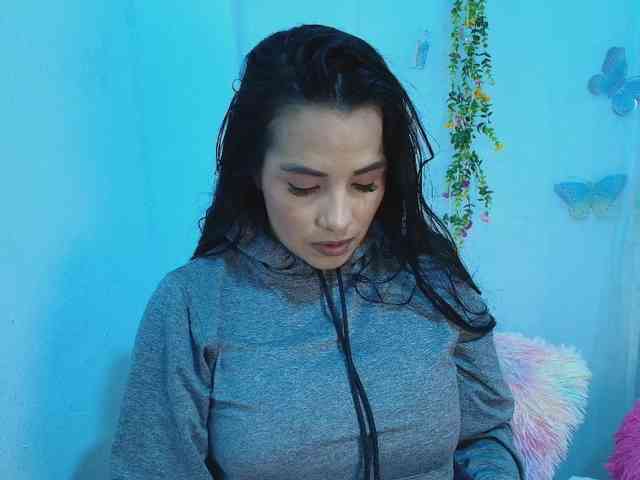 ashleyxx20 ashleyxx20