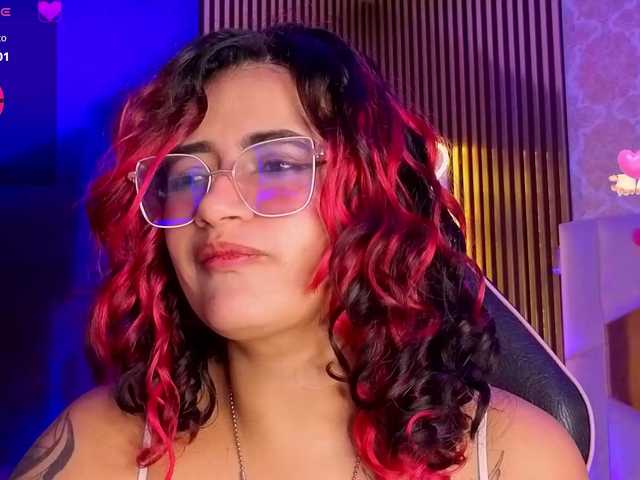 Kristen-tay's BongaCams show and profile