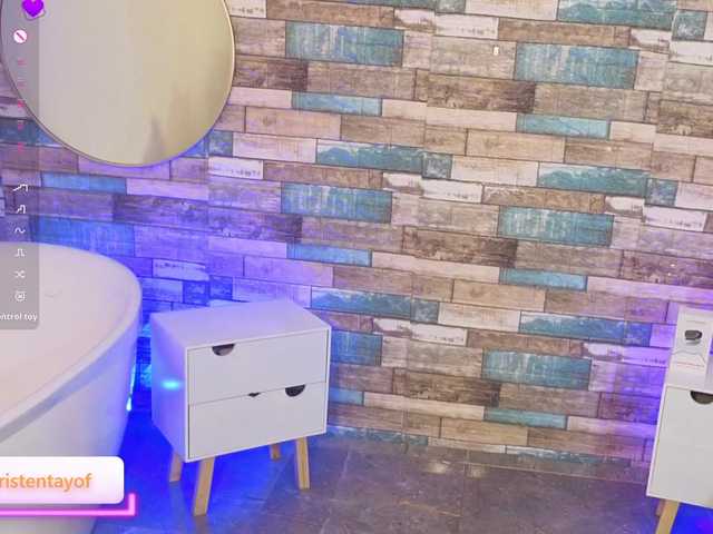 Kristen-tay's BongaCams show and profile