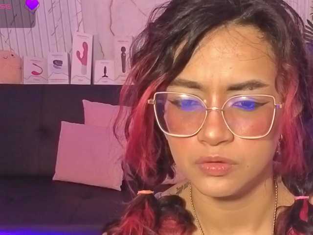 Kristen-tay's BongaCams show and profile