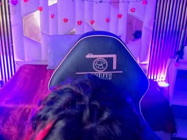 Kristen-tay's BongaCams show and profile