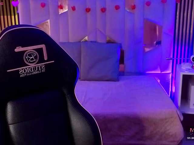 Kristen-tay's BongaCams show and profile