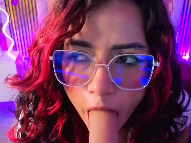 Kristen-tay's BongaCams show and profile