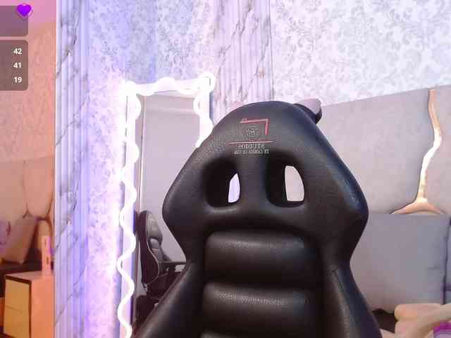 Kristen-tay Kristen-tay