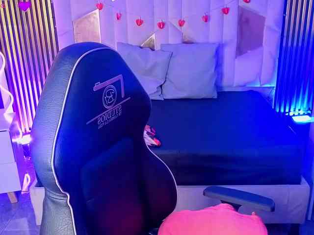 Kristen-tay Kristen-tay