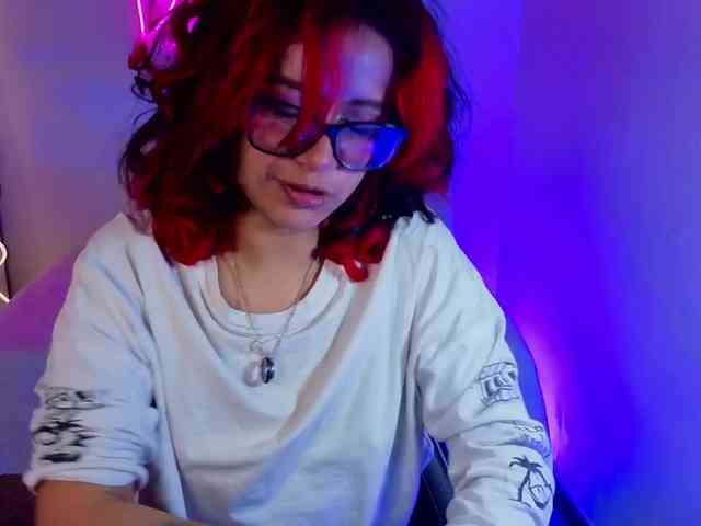 Kristen-tay webcam