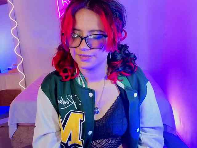 Kristen-tay webcam