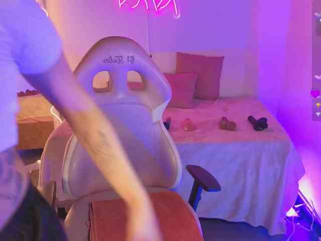 Kristen-tay webcam