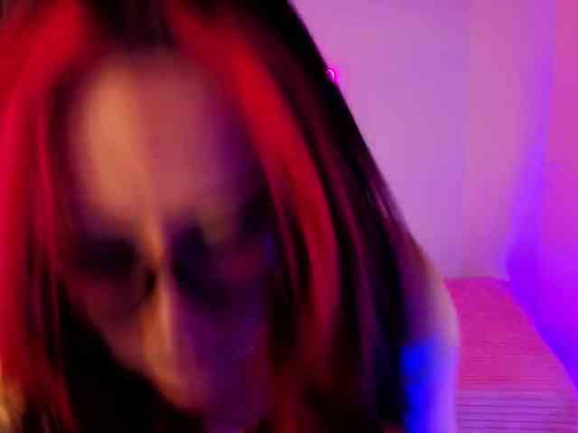 Kristen-tay webcam