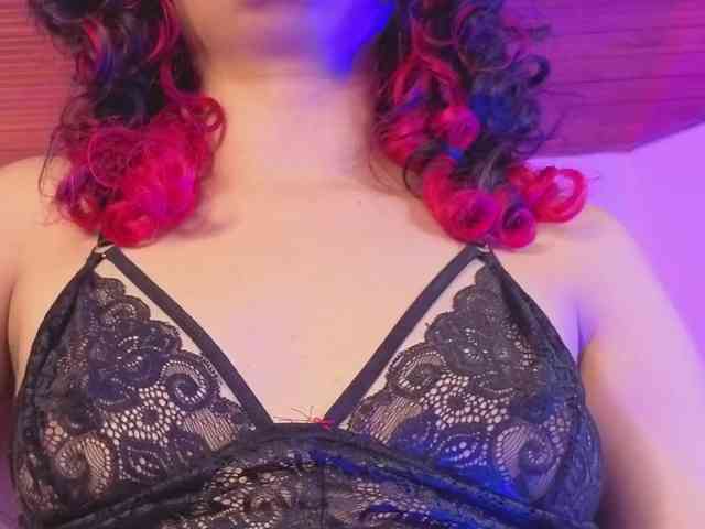 Kristen-tay webcam