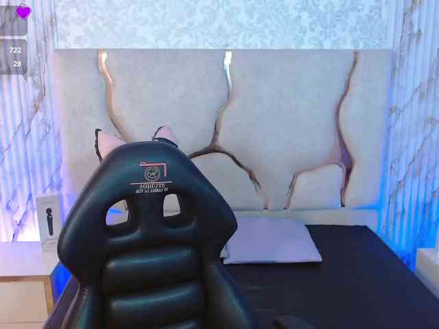 Kristen-tay Kristen-tay