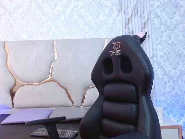 Kristen-tay Kristen-tay