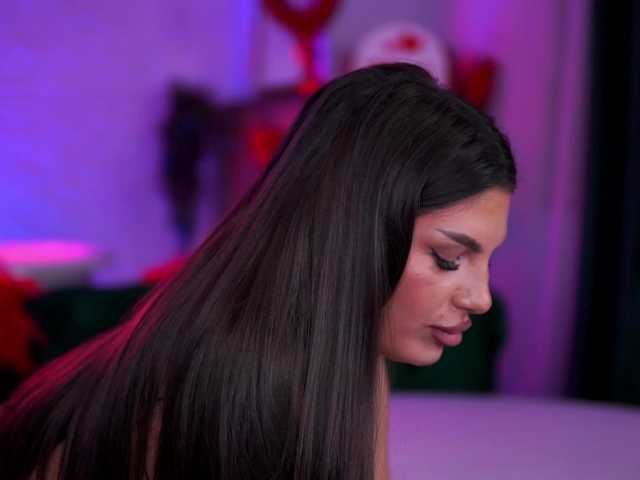 JessyKisss's BongaCams show and profile