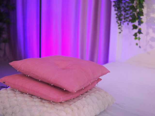  JessyKisss chat room