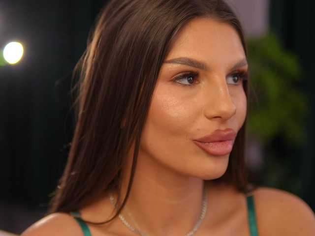 JessyKisss's BongaCams show and profile