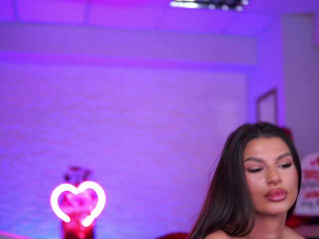 JessyKisss's BongaCams show and profile