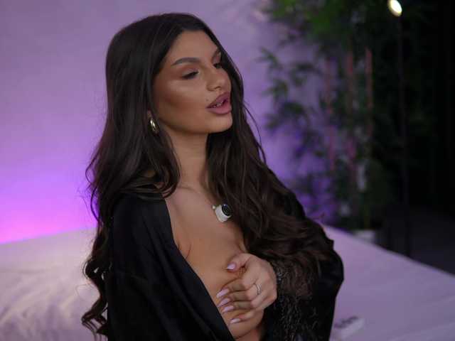 JessyKisss's BongaCams show and profile