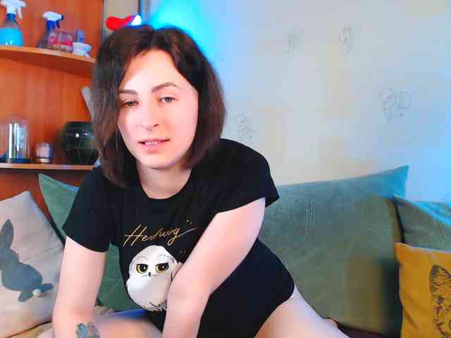 Модель: Caroline1995