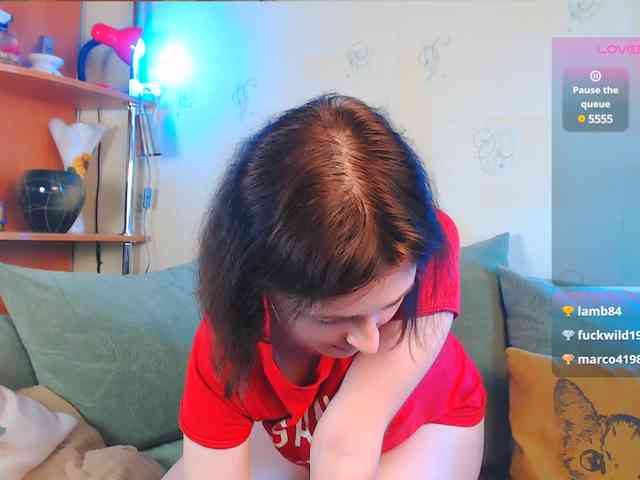 Caroline1995 webcam