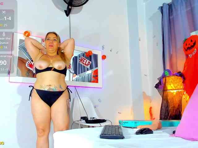 milfhorny69 webcam