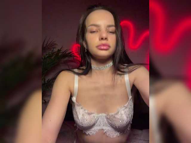 Klubnika13 from BongaCams is Freechat