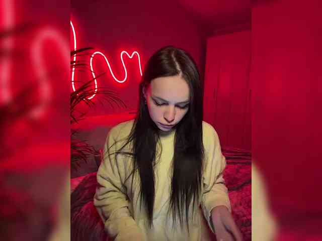 Klubnika13 webcam