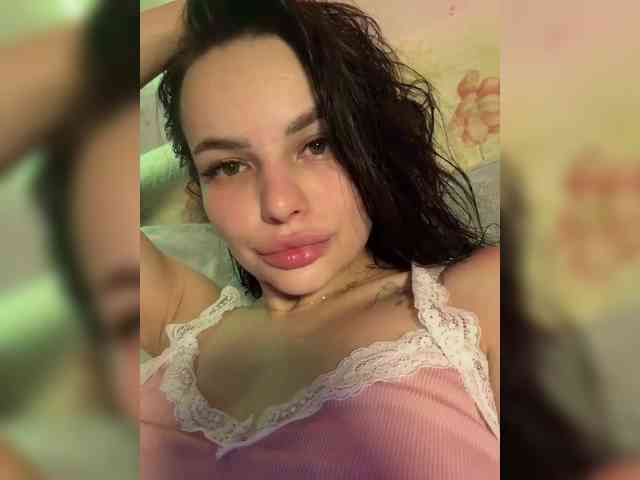 Klubnika13 webcam