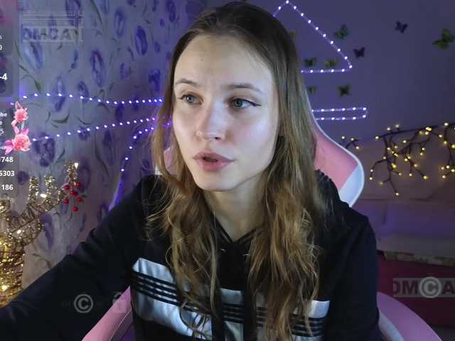 Armura's BongaCams show and profile